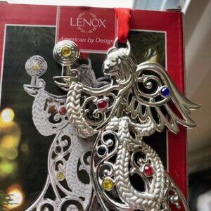 Lenoox Ornament